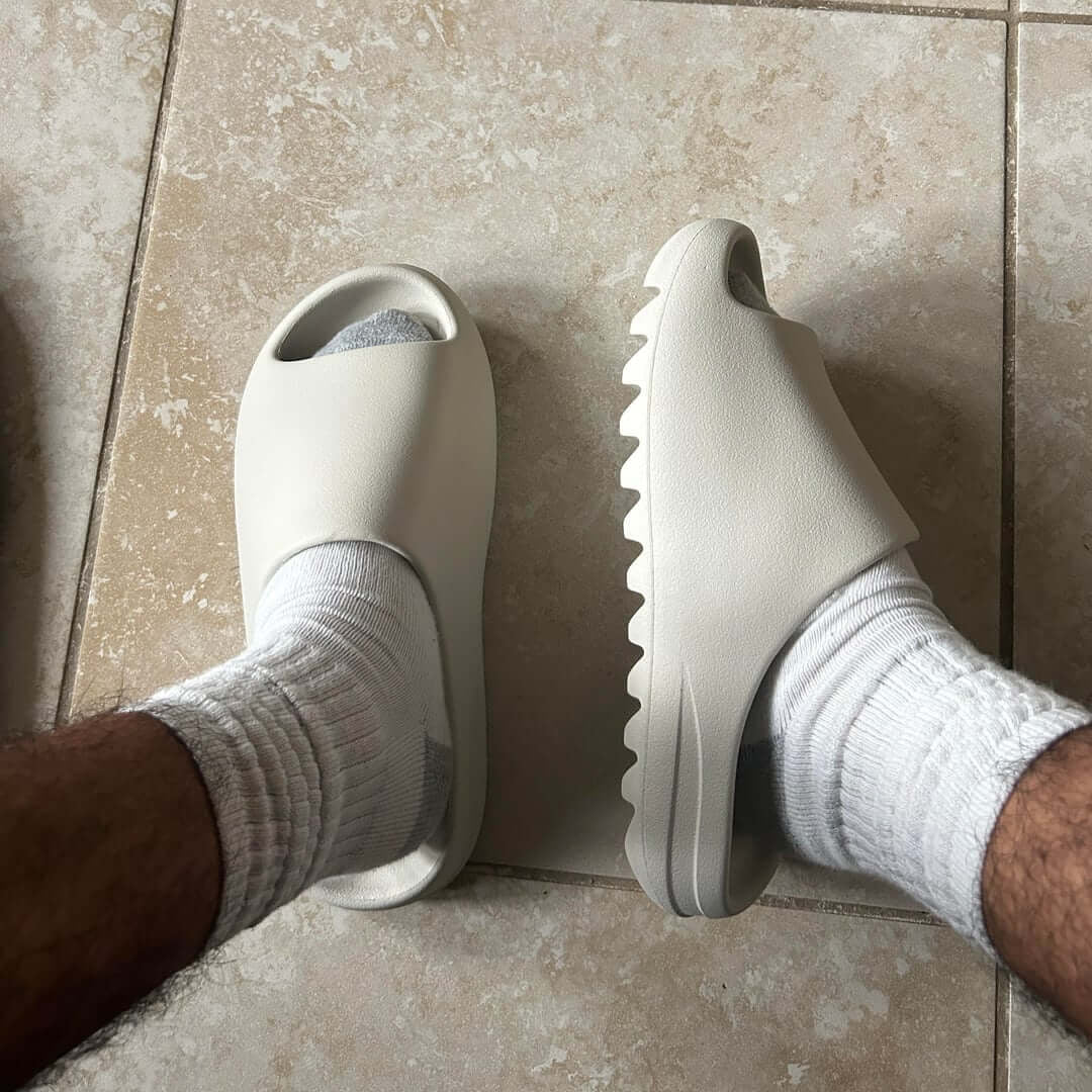 YZY YS-01 White