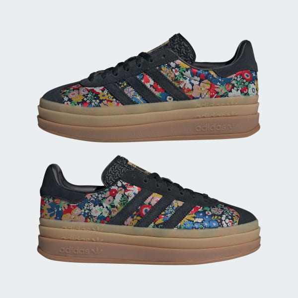 JS3935 adidas Gazelle Bold Liberty London Floral Embroidery (Women’s) – close-up van Liberty London bloemenborduursel en suède overlays