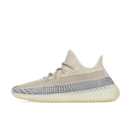 Zijaanzicht van de Adidas Yeezy Boost 350 V2 Ash Pearl GY7658 met beige Primeknit en doorschijnende zool