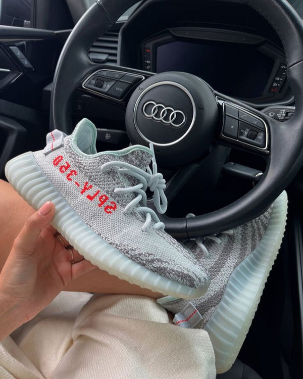 Adidas Yeezy Boost 350 V2 Blaue Tönung