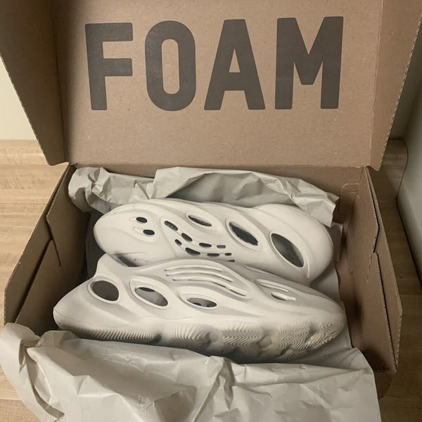 Adidas Yeezy Foam RNNR Desert Sand
