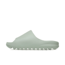 Zijaanzicht van de adidas Yeezy Slide Salt ID5480 in lichtgrijze colorway met minimalistisch design en comfortabele EVA foam constructie