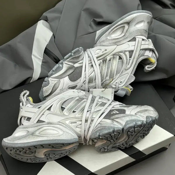 Adidas XLG Runner Deluxe Gray