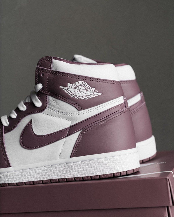Air Jordan 1 High OG Mauve
