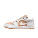 Air Jordan 1 Low Gum White (SKU DN6999‑100) – vooraanzicht met witte leather upper en hemp perforated toe box
