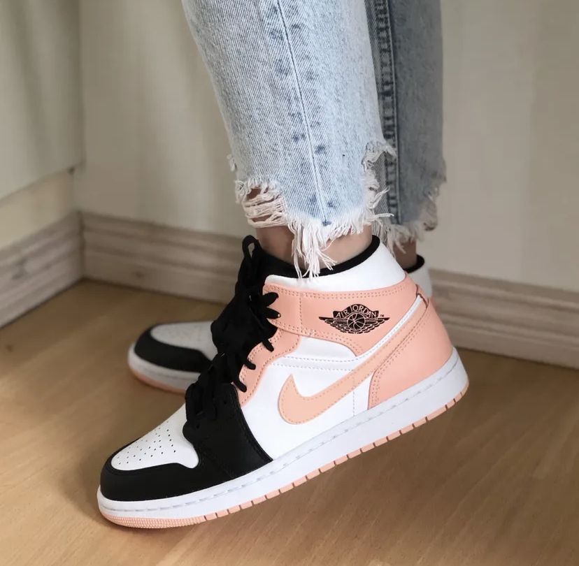 Air Jordan 1 Mid Arctic Orange Black Toe (GS)