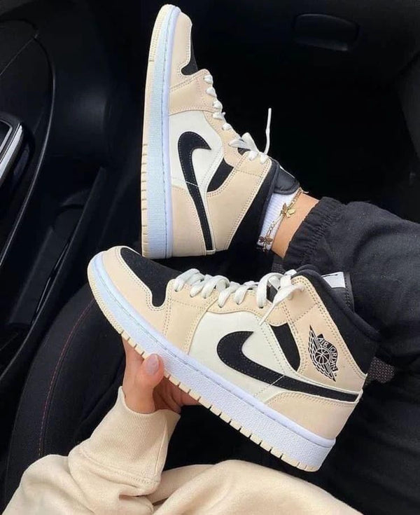 Air Jordan 1 Mid Kaum Orange (Damen)