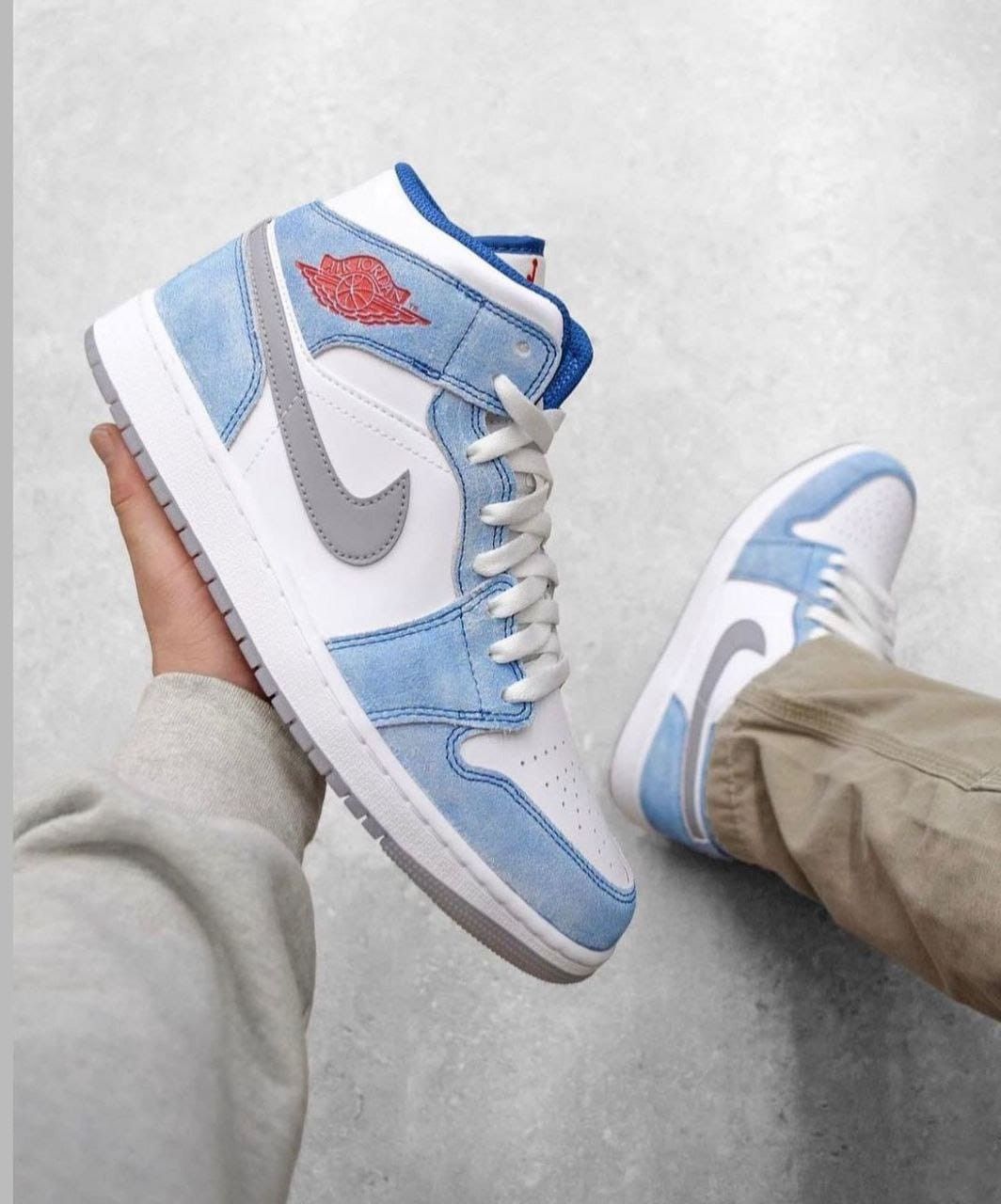 Air Jordan 1 Mid Französisch Blau Feuer Rot