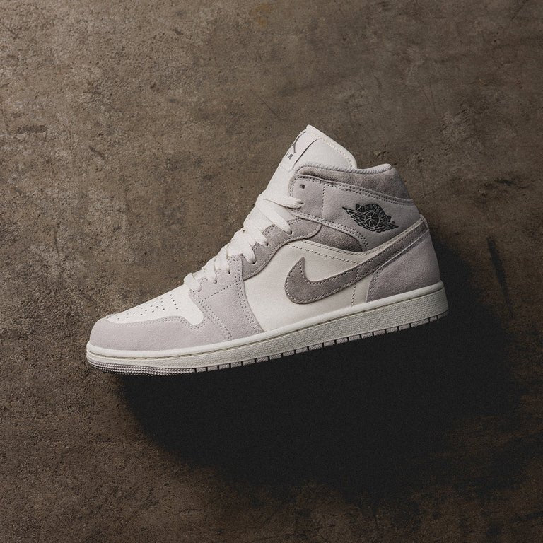 Air Jordan 1 Mid SE Neutral Grey