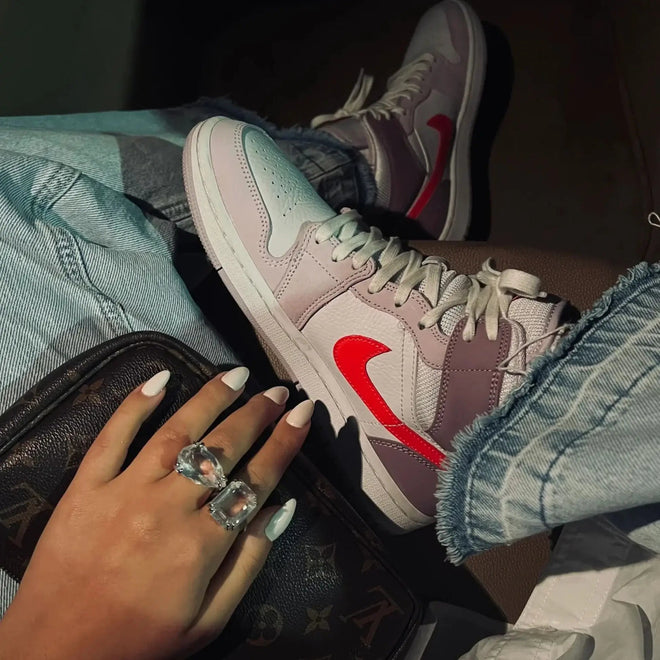 Air Jordan 1 Mid Valentine's Day (2022)