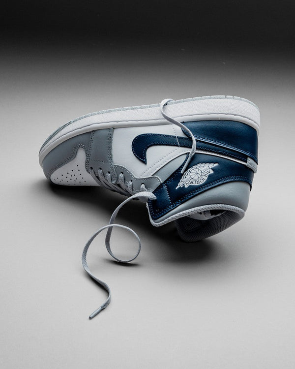 Air Jordan 1 Mid Wolf Grau & Mitternachtsblau