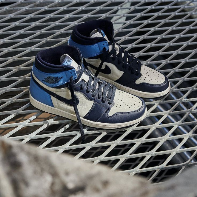 Air Jordan 1 Retro High Obsidian
