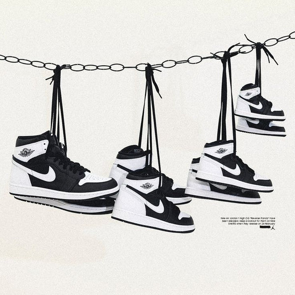 Air Jordan 1 Retro High OG Black White