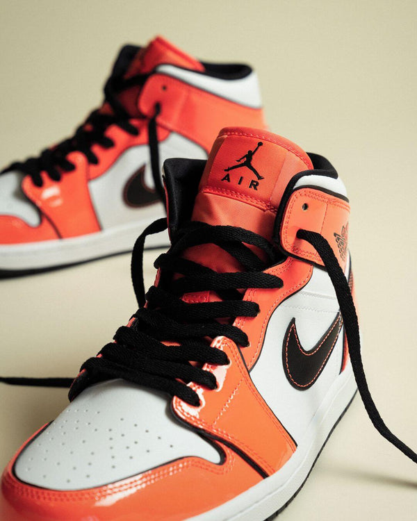 Air Jordan 1 SE Turf Orange