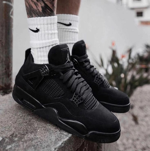 Air Jordan 4 Retro Black Cat (2025)