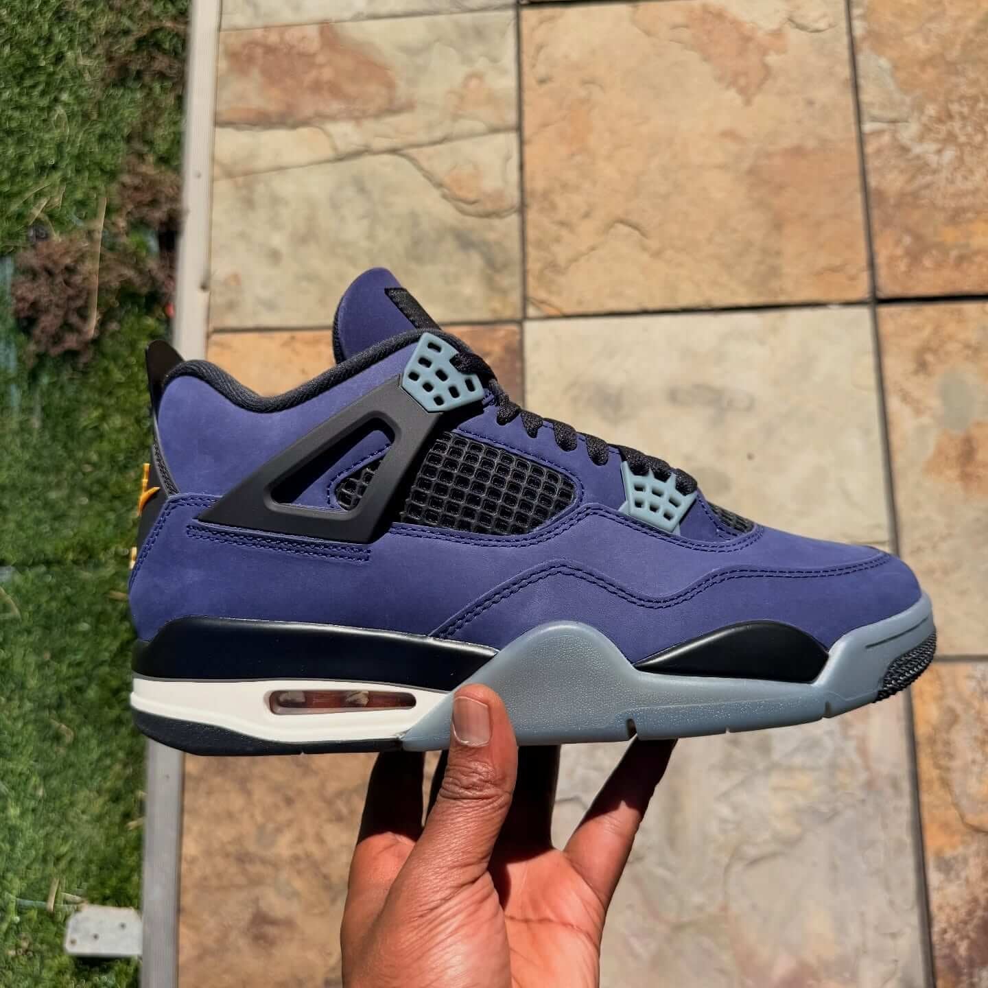 Air Jordan 4 Retro Lakers