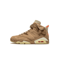 Air Jordan 6 Travis Scott British Khaki DH0690-200 zijaanzicht met suède upper, stash pocket en glow-in-the-dark details

