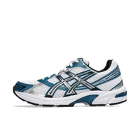 ASICS GEL-1130 White Restful Teal – zijaanzicht met mesh upper, witte basis en teal accenten op een retro running silhouet via Snrkickz