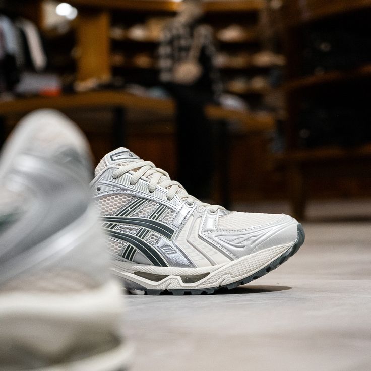 ASICS Gel-Kayano 14 Birch Pure Silver