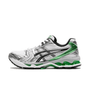 Zijaanzicht van de ASICS Gel-Kayano 14 Malachite Green met levendige groene accenten, zilveren overlays en ademend mesh – retro performance sneaker met impact


