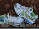 GELKAY14-SPRT ASICS Gel-Kayano 14 Sprite – model draagt Normaal / True to size sneaker in performance streetwear met tapered joggers