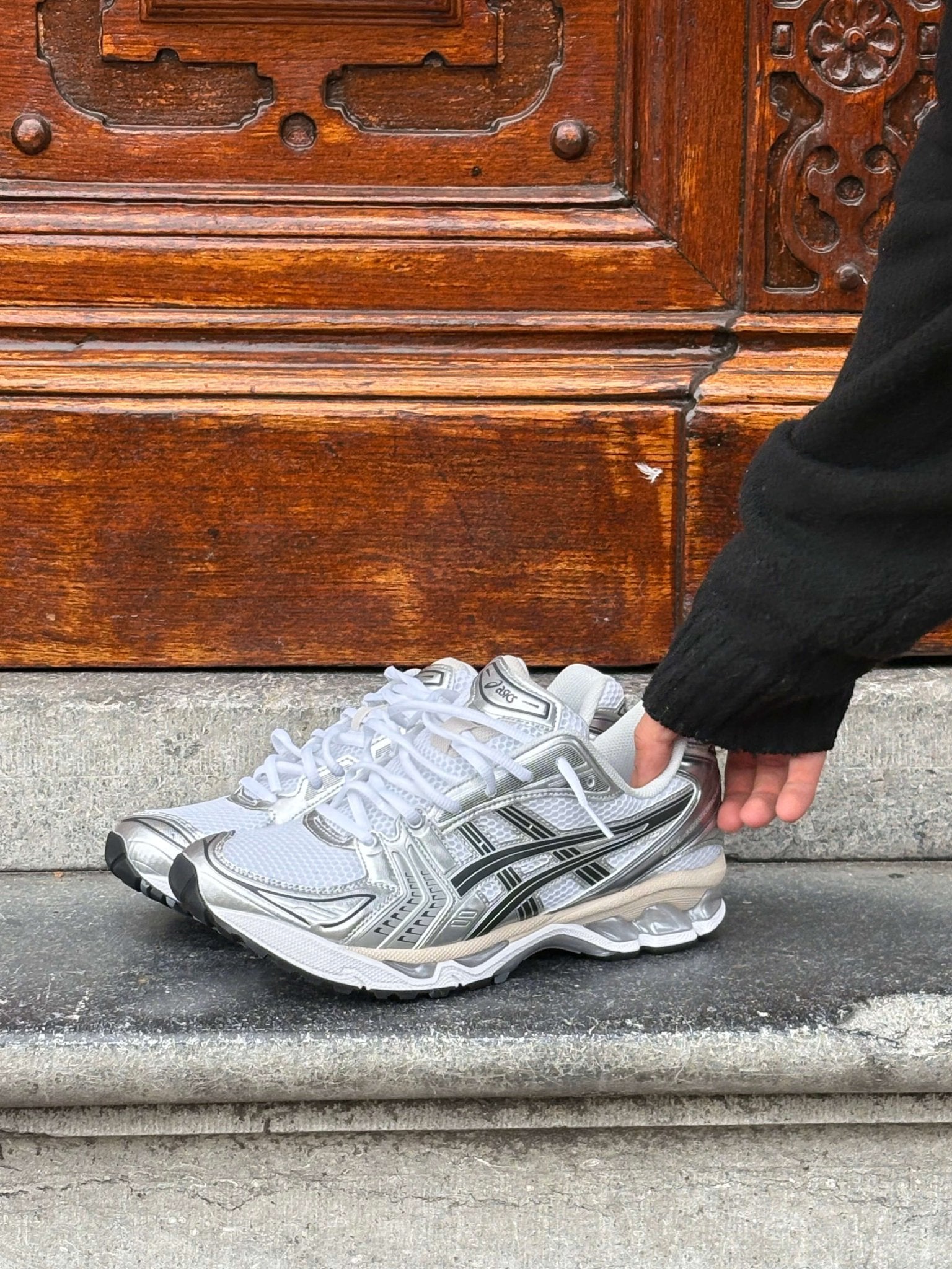 ASICS GEL-Kayano 14 White Graphite Grey