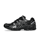 ASICS GEL-Nimbus 9 Dark Pewter Pure Silver 1201A424-005 zijaanzicht met donkergrijze mesh, zilveren overlays en klassieke GEL-zoolconstructie


