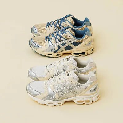 Close-up van de ASICS GEL-Nimbus 9 Wind And Sea White Silver 1203A320-100 met GEL-technologie, mesh structuur en WIND AND SEA logo in hiel

