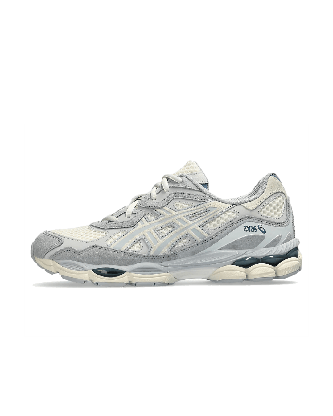 ASICS GEL-NYC Ivory Mid Grey – zijkant met ivoor mesh, lichtgrijze overlays en retro-technische runnerstijl, beschikbaar bij Snrkickz