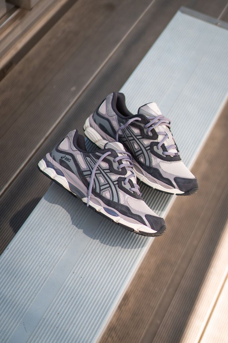 ASICS Gel-NYC Oatmeal Obsidian Grey