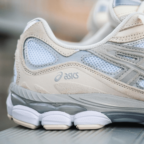 ASICS Gel-NYC Weiß Austern Grau