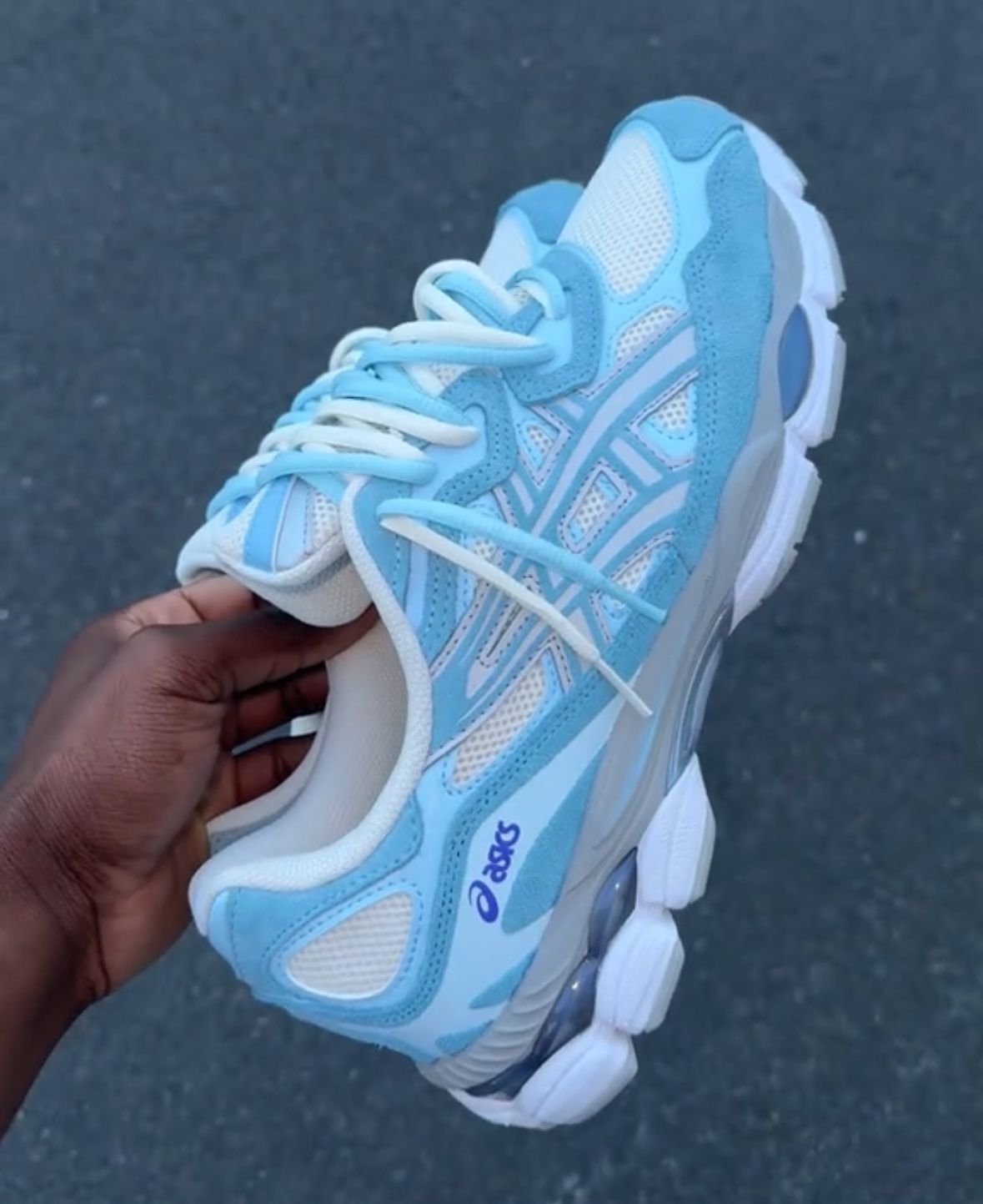 Asics Veters Lichtblauw