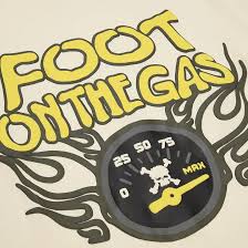 Broken Planet Foot On The Gas T-Shirt Vanilleweiß
