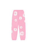 Denim Tears The Cotton Wreath Sweatpants Pink – oversized roze sweatpants met rood-wit borduursel
