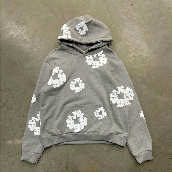 Denim Tears The Cotton Wreath Hoodie Grey – authentiek label en tag detail