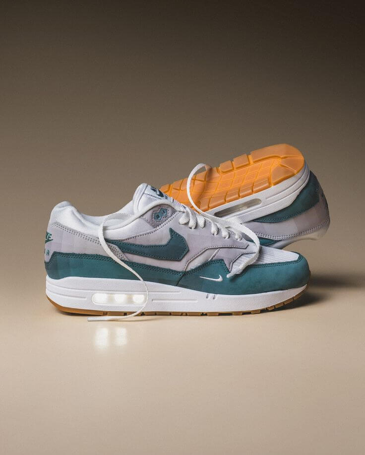 Nike Air Max 1 .SWOOSH Low Poly Adventure