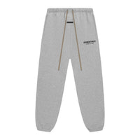 Flatlay van de Light Heather sweatpants met tapered fit, zichtbaar trekkoord en minimalistisch logo op de dij