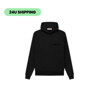 Fear of God Essentials Limo Black Hoodie – voorkant met diepe zwarte tint, oversized pasvorm en cleane branding, verkrijgbaar bij Snrkickz