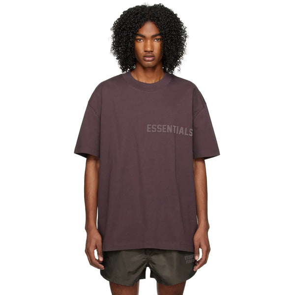 Fear of God Essentials Pflaumen-T-Shirt