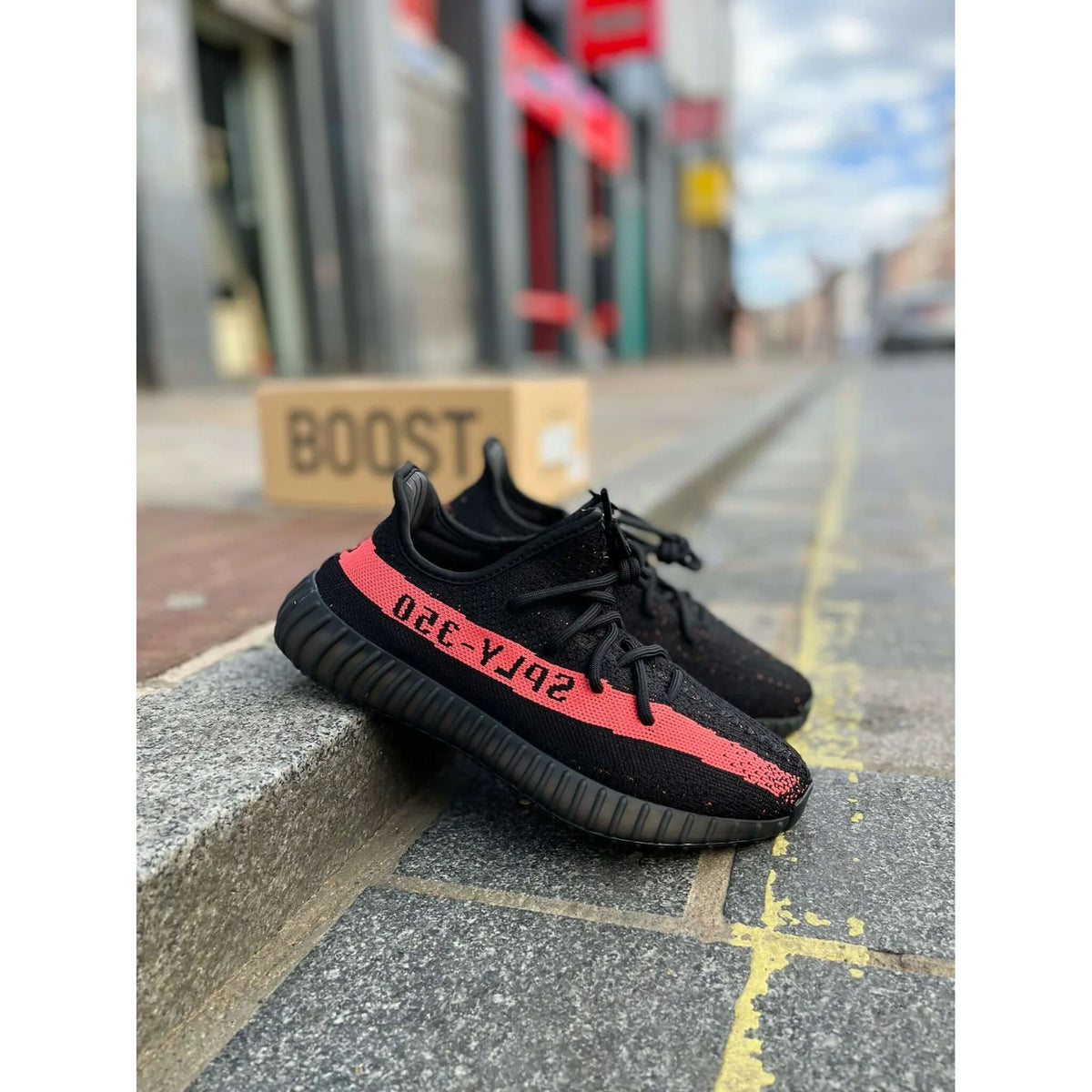 Adidas Yeezy Boost 350 V2 Core Black Red