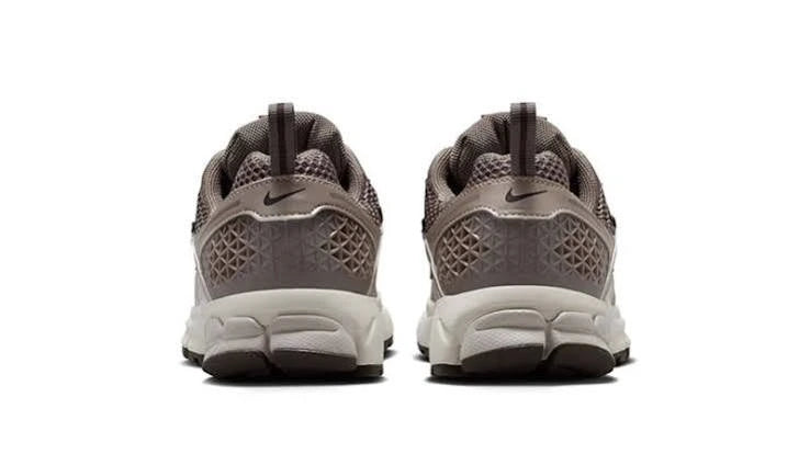 Nike Vomero 5 Taupe Haze Silt Red Tattoo (GS) (HF6998-200) | Snrkickz