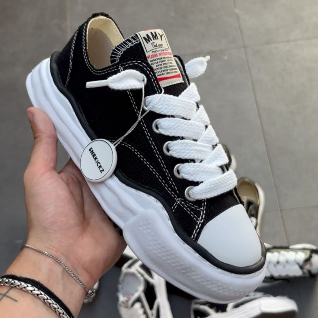 Maison Mihara Yasuhiro Peterson OG Sole Canvas Low Black