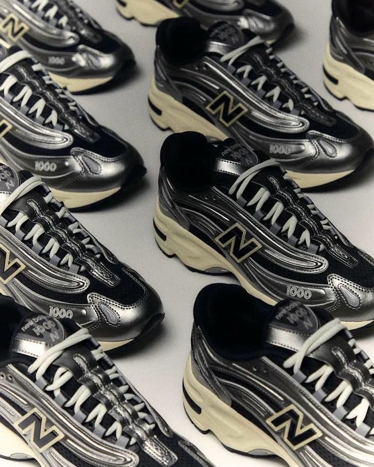 New Balance 1000 Silber Metallic