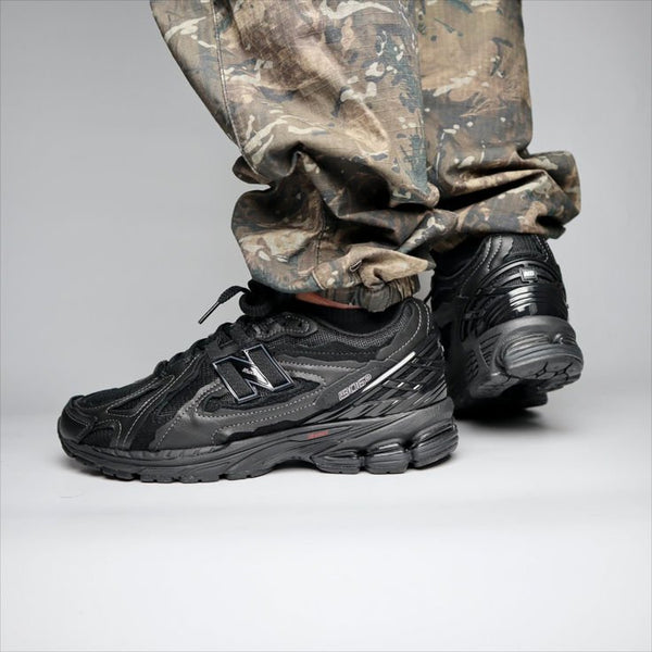 New Balance 1906D Protection Pack Black Leather