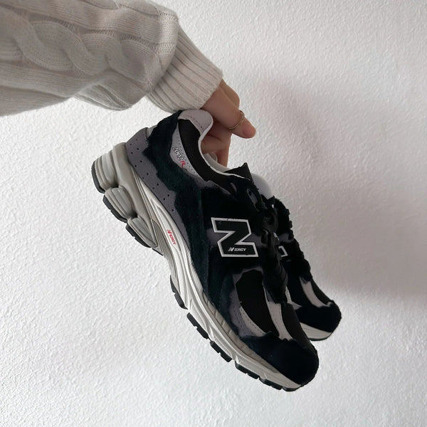 New Balance 2002R Protection Pack Black Grey