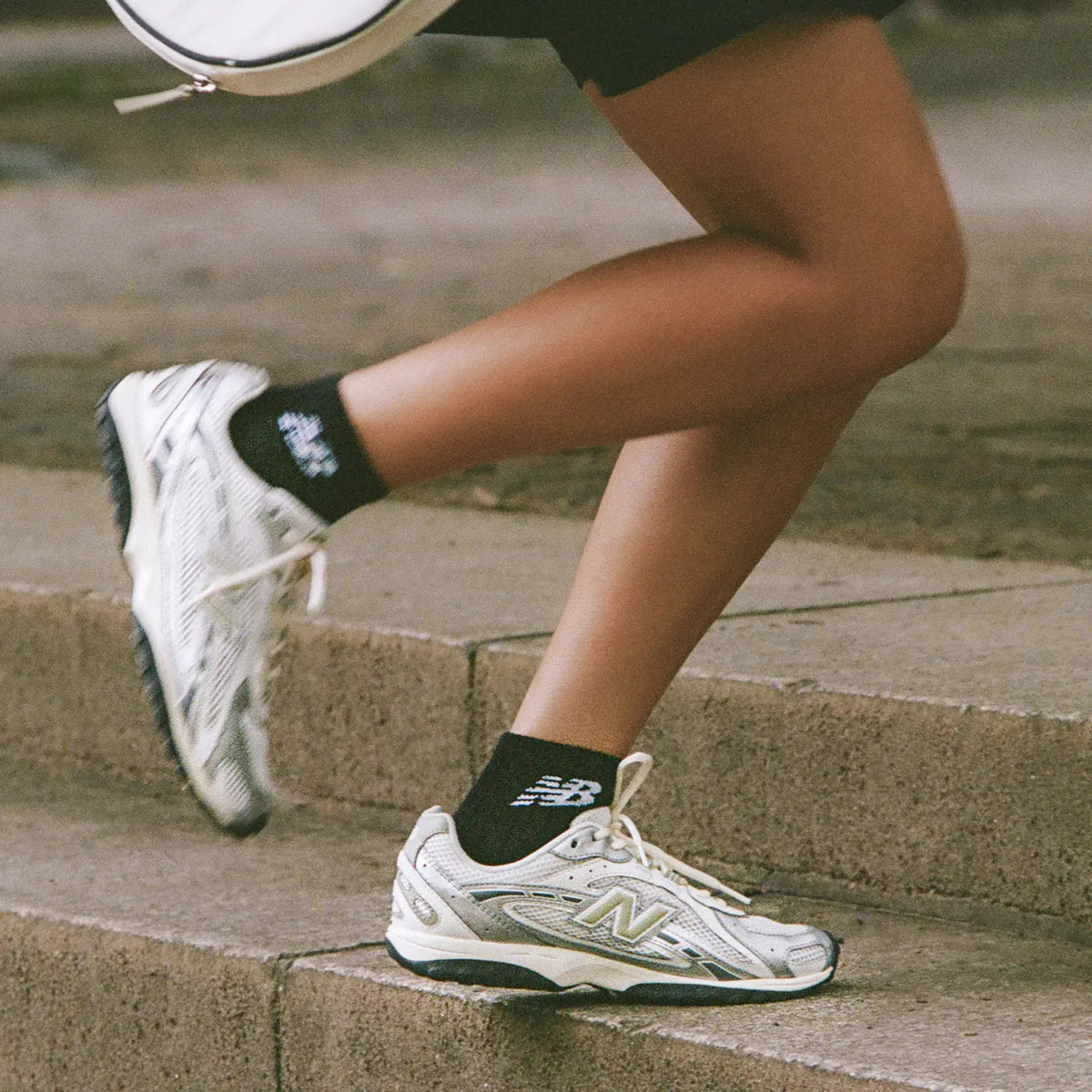 New Balance 204L Silver Metallic Sage Green