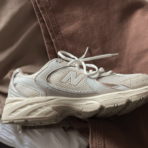 New Balance 530 Beige Angora