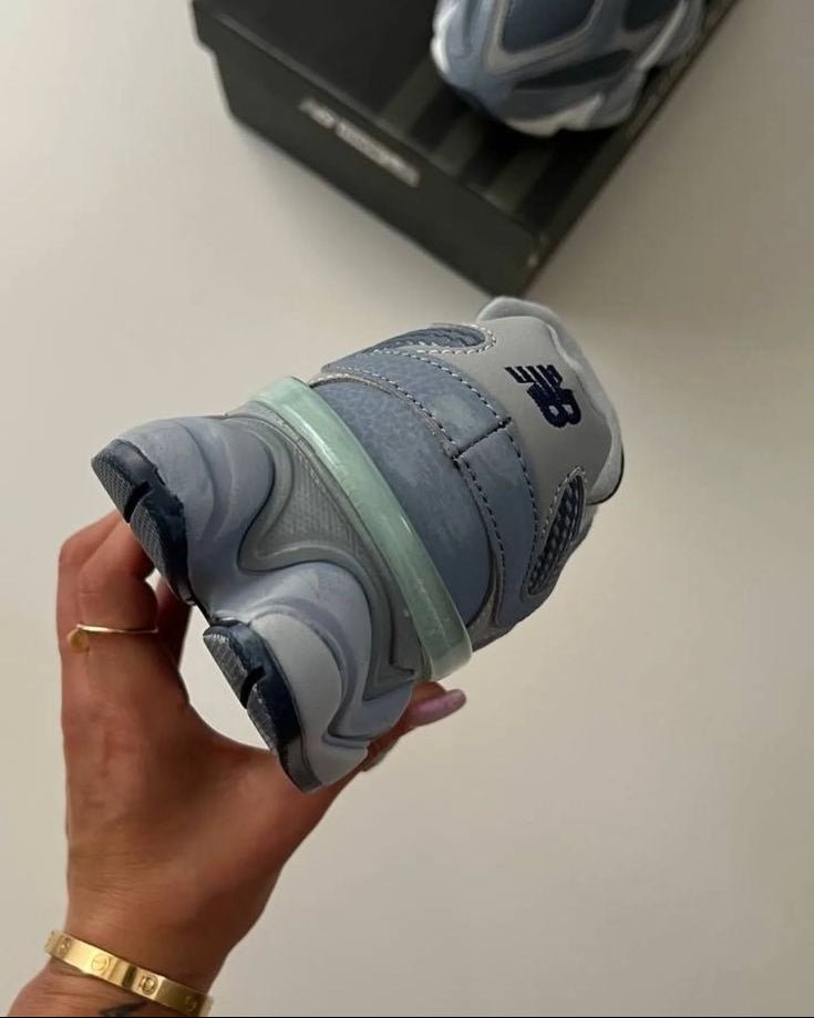 New Balance 9060 Arktisgrau