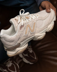 New Balance 9060 Bisque Sea Salt Snrkickz