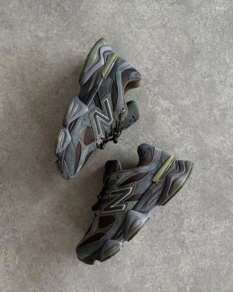 New Balance 9060 Blacktop Dunkles Moos